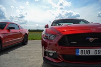 trump reduce temporar taxele la producatorii de automobile 68119eb9ca316
