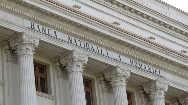 Știri de ultimă oră: BNR păstrează dobânzile constante și identifică riscuri comerciale în expansiune! 1 ultima ora bnr mentine neschimbate dobanzile si vede riscuri comerciale in crestere 67f3c3617dde1