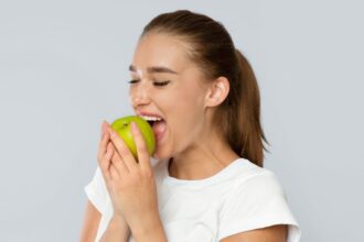 un mar pe zi tine doctorul la distanta ce spun nutritionistii despre consumul corect al merelor 67f530723abac