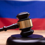 Un tânăr din Rusia, în fața justiției: 14 ani de închisoare și acuzațiile care l-au adus în această situație 3 un tribunal din rusia a condamnat un tanar la 14 ani de inchisoare ce acuzatii i au adus procurorii 67ee93eb6eedf
