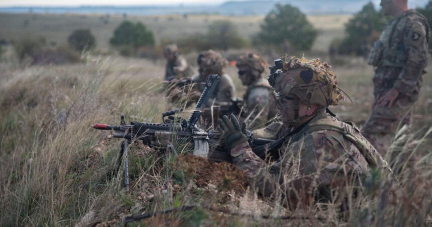 Ungaria: Mai mult de 5.000 de oameni s-au unit cu rezerviştii armatei în ultimele zece luni. „Un val de recrutare fără egal” 1 ungaria peste 5 000 de persoane s au alaturat rezervistilor fortelor armate in ultimele zece luni ritm de recrutare fara precedent 67f530a27da74
