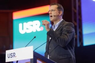 usr refuza sa respecte decizia biroului electoral central insista cu campania pentru nicusor dan atacam in instanta este un precedent periculos 67fbded972c13