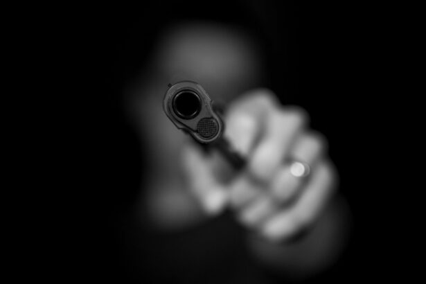 vanzatoare talharita sub amenintarea pistolului la constanta 67f25b05627f5