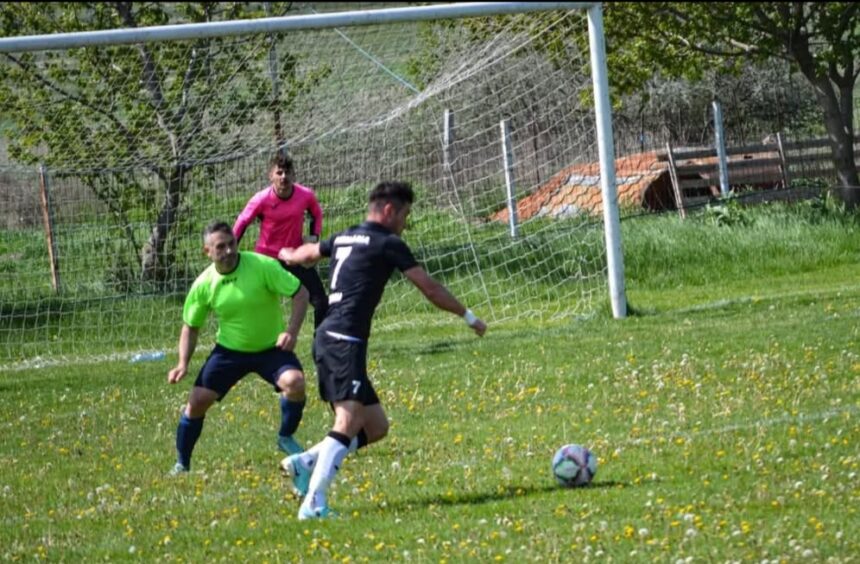 Triumfuri spectaculoase pentru echipele de top în runda de duminică a Ligii a V-a 1 victorii pe linie pentru favorite in etapa de duminica din liga a v a 6810e376cade0