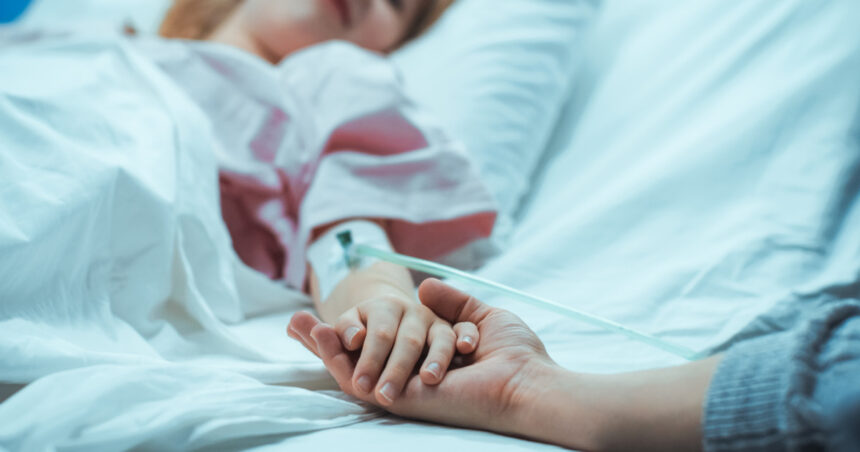 Atenție sanitară în Reșița: O fetiță de 7 ani a fost diagnosticată cu meningită, iar cursurile sunt suspendate. 1 video alerta epidemiologica la o scoala din resita o fetita de 7 ani diagnosticata cu meningita cursuri suspendate 67ef87c8bdf6e