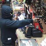 Jaful armat din Constanța: Suspecții au fost identificați și aduși la Poliție pentru interogare 3 video autorii jafului armat de la un magazin din constanta au fost identificati si condusi la politie pentru audieri 67f6426b64d17