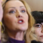„Critica Baronilor din USR: Retragerea sprijinului pentru Elena Lasconi stârnește controverse. Cristina Prună: Nu am observat vreo apreciere” 3 video baronimea din usr criticata dupa retragerea sprijinului pentru elena lasconi cristina pruna nu am vazut pe cineva sa aplaude 67fb391e1950d