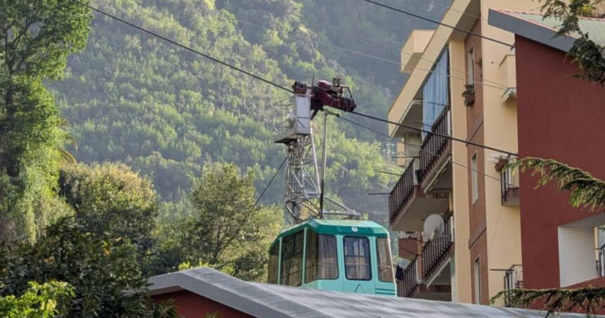 Tragedie în Italia: Patru vieți pierdute în urma prăbușirii unei telecabine 1 video cel putin patru persoane au murit dupa ce o telecabina s a prabusit in italia 680155e05a7bb