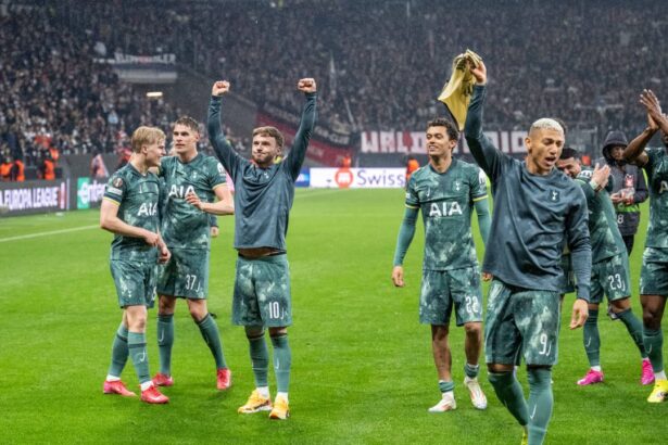 video cotele la castigarea trofeului europa league cine este marea favorita 680271ba866f8