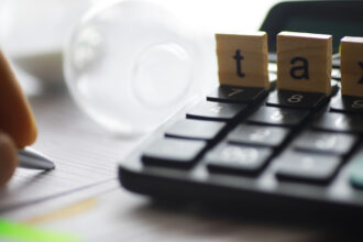 video cresterea taxelor e inevitabila spune presedintele consiliului fiscal politicienii nu vor pentru ca suntem ani de zile in alegeri 67ed47dca1932