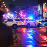 Raiduri spectaculoase ale poliției într-un club de noapte din America: peste 100 de imigranți fără acte reținuți! 2 video descinderi ale politistilor intr un club de noapte din sua peste 100 de imigranti ilegali au fost arestati 680f66318dbc2