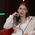 „Întâlnire de neuitat: Maria Mihalache își împărtășește povestea de dragoste fulgerătoare!” 2 video exclusiv a fost dragoste la prima vedere frumoasa maria mihalache dezvaluie cu sinceritate 68110a857be03