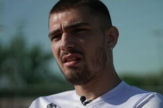 video exclusiv denis ciobotariu le face o promisiune fanilor rapidul se va ridica vreau trofee eu asa am fost obisnuit 681265f3a1ed9