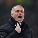 Scenă uluitoare în Turcia: Mourinho îi dă o lecție lui Okan Buruk după meciul Fenerbahce - Galatasaray! 2 video imagini socante din turcia dupa fenerbahce galatasaray mourinho l a tras de nas pe okan buruk 67edaf674c510
