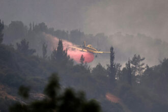 video incendii in apropiere de ierusalim drumuri blocate si mai multe localitati evacuate 6812205de4b45