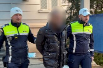 video interlopul tani bancuta arestat preventiv dupa ce a condus baut si a spart un geam in sediul politiei 67f24e0a611e2