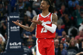video ja morant amendat cu 75 000 de dolari pentru gesturi care imitau o arma ignorand avertismentul nba nu mi mai pasa 67f16f6d63a24