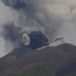 Atenție călători: Vulcanul Kanlaon din Filipine a erupt! 2 video mae atentionare de calatorie pentru filipine a erupt vulcanul kanlaon 67f54e4254441