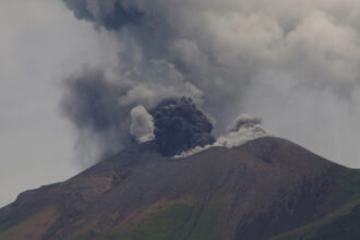 video mae atentionare de calatorie pentru filipine a erupt vulcanul kanlaon 67f54e4254441