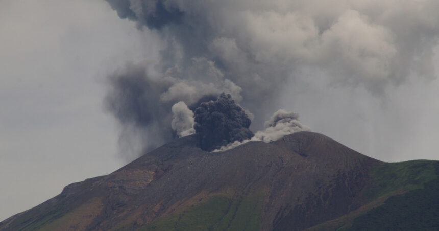 Atenție călători: Vulcanul Kanlaon din Filipine a erupt! 1 video mae atentionare de calatorie pentru filipine a erupt vulcanul kanlaon 67f54e4254441