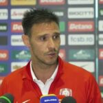 Mario Camora își pregătește strategia pentru marea confruntare cu FCSB: "Să rămânem împreună și să obținem victoria!" 2 video mario camora si a facut calculele pentru o finala de titlu cu fcsb sa fim uniti si sa castigam tot 6805f9d8e85dd