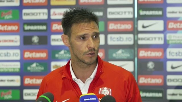 Mario Camora își pregătește strategia pentru marea confruntare cu FCSB: "Să rămânem împreună și să obținem victoria!" 1 video mario camora si a facut calculele pentru o finala de titlu cu fcsb sa fim uniti si sa castigam tot 6805f9d8e85dd