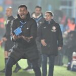 Un moment inedit în Liga 2: Tată și fiu, amândoi penalizați cu cartonaș galben! "Primul pentru proteste, iar al doilea pentru o intrare imprudentă" 3 video meciul din liga 2 in care tatal si fiul au primit amandoi cartonasul galben primul pentru proteste al doilea pentru atac imprudent 67f3abc3a95b8
