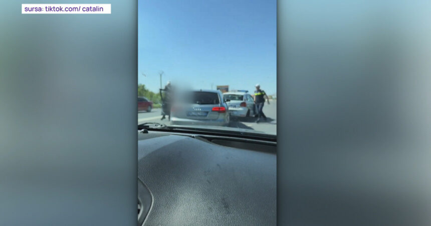 Impactul șocant: Un șofer aflat sub influența alcoolului lovește o mașină de poliție în București și este reținut! 1 video momentul in care un sofer beat si fara permis loveste o masina de politie in bucuresti si este incatusat 68055e915d7c9