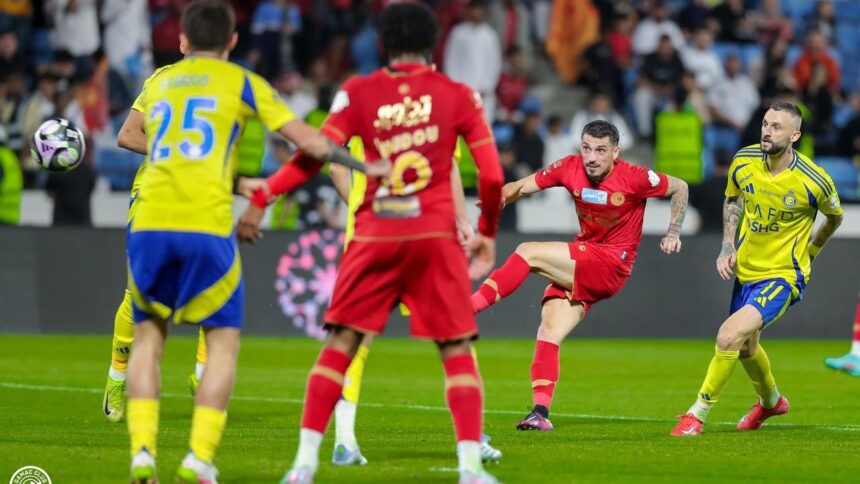 Nicolae Stanciu strălucește în fața lui Al Nassr! Florin Niță se confruntă cu o seară dificilă, primind trei goluri. 1 video nicolae stanciu reusita superba contra lui al nassr florin nita a incasat 3 goluri 6807e2426609a