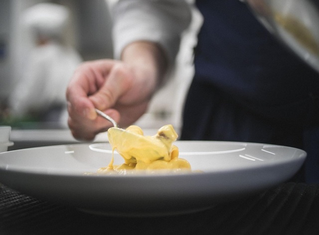 Oportunitate unică la Roma: 1.000 de euro, plus transport și cazare, pentru a savura preparatele unui restaurant cu o stea Michelin! 1 video oferta la roma 1 000 euro plus transport si cazare la hotel pentru a testa meniul unui restaurant cu o stea michelin 67f3abaac7484