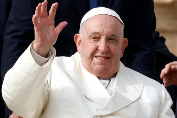 video papa francisc isi doreste sa participe la slujba de paste din piata sfantul petru ce conditii ii pun medicii 6803c45cedff6