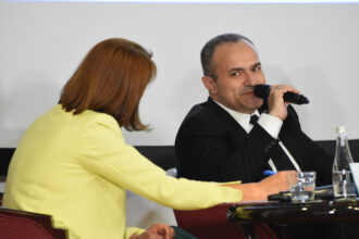 video profit health forum florin ciocan presedinte anmcs romania se afla sub media ocde la pacientii cu afectiuni cronice relatia cu medicii este perceputa mai pozitiv dar numai 2 din 5 pe 67ee8b6ed1fe6