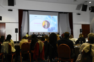 video profit health forum medicii romani prost repartizati in teritoriu sistemul sufera din cauza risipei banului public si a relatiei dintre pacient si medic exista insa si solutii 67ef0ff968398