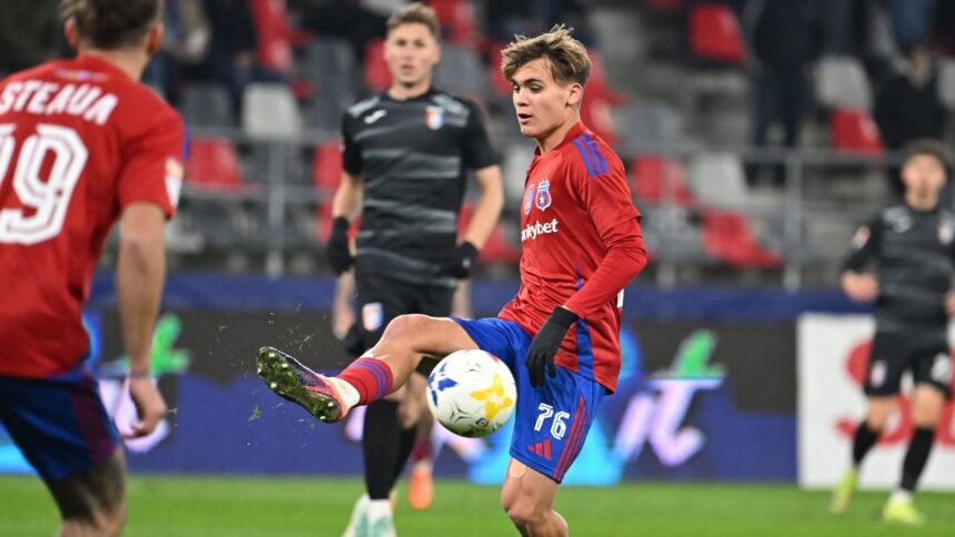 Steaua - Metaloglobus: Un meci plin de spectacol! GOLURI spectaculoase, Declan Rice din Ghencea își măsoară puterile cu un șut de excepție în stil Ibrahimovic! 1 video steaua metaloglobus s a incheiat goluri multe declan rice din ghencea vs gol a la ibrahimovic 67fa4dc30272b
