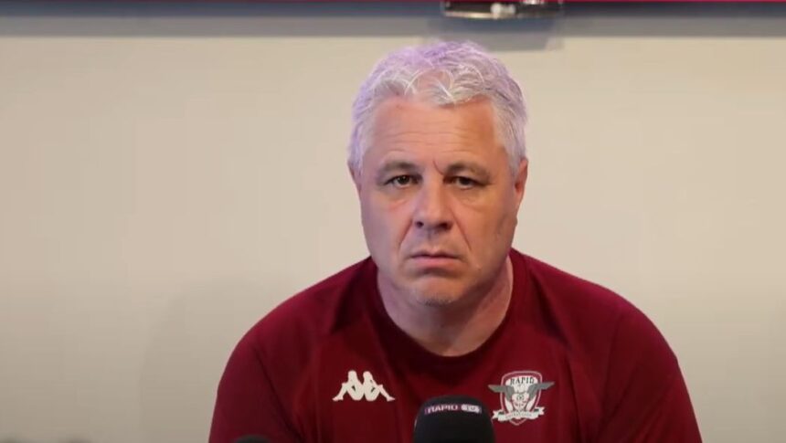 Șumudică, în fața criticii: "Sunt probabil cel mai mare nepriceput. M-am izolat de sărbători / Dacă Măldărășanu vine la Rapid, eu voi face ordine în vestiar" 1 video sumudica la pamant probabil sunt cel mai mare idiot m am inchis intr o camera de paste daca vine maldarasanu la rapid eu ii curat vestiarul 68079acd3def7