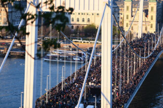 viktor orban vrea o lege care sa i impiedice pe protestatari sa blocheze podurile din ungaria 67eff137e3af1