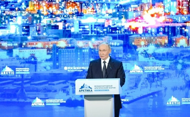 Vladimir Putin recuperează istoria: Aeroportul din Volgograd își va purta din nou numele de Stalingrad 1 vladimir putin reda prin decret numele vechi de stalingrad aeroportului din volgograd 6811f7dcc4aa7