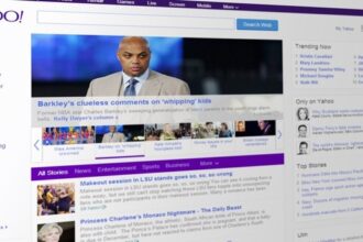 yahoo vrea sa cumpere chrome 680b3c524ac86