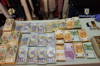 zeci de turisti pagubiti prin inchirieri fictive in statiuni de pe litoral si la munte prejudiciile depasesc 400 000 de lei 67f68a47b0265