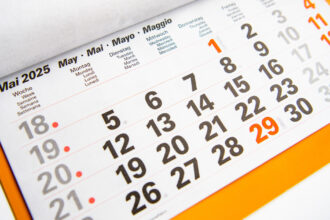 zile libere de 1 mai 2025 cat dureaza minivacanta pentru bugetari si angajatii din sectorul privat 67fdfc6338a6f