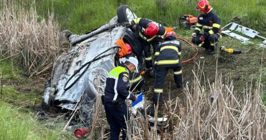 Tragedie pe DN 1F în Cluj: Circulație paralizată, două vieți pierdute și alte două persoane în stare critică 1 accident grav in cluj trafic complet blocat pe dn 1f doua persoane au murit iar alte doua sunt in stare grava 681dea8b37abf
