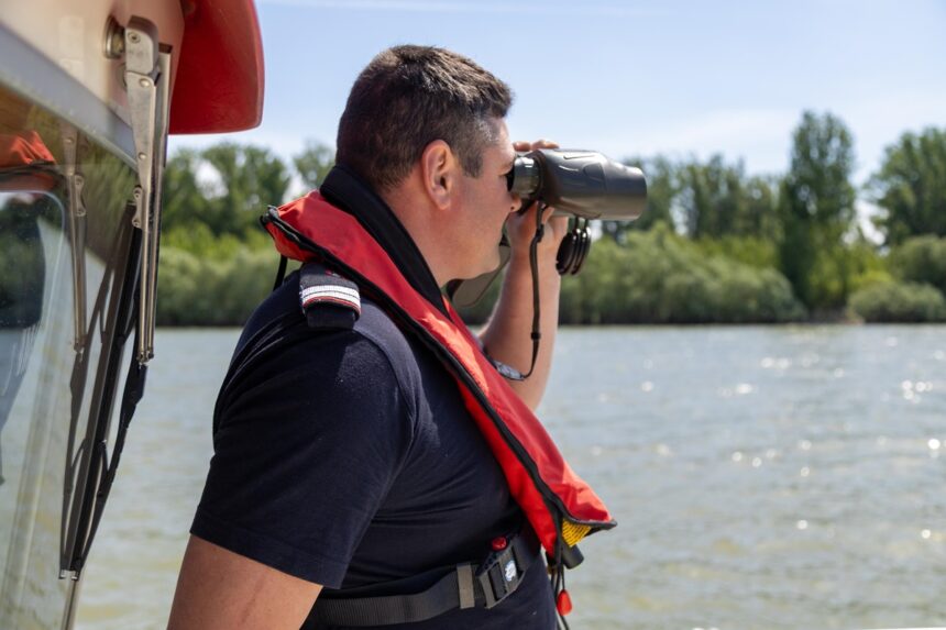 Tragedie pe Dunăre, în zona Sfântul Gheorghe: 9 victime căzute în valurile fluviului! 1 accident naval pe dunare la sfantul gheorghe 9 persoane au ajuns in apele fluviului 68330801465e4