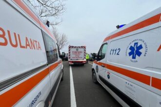 accident rutier la cumpana un motociclu condus de o minora si un automobil s au ciocnit 6836fc41ea009