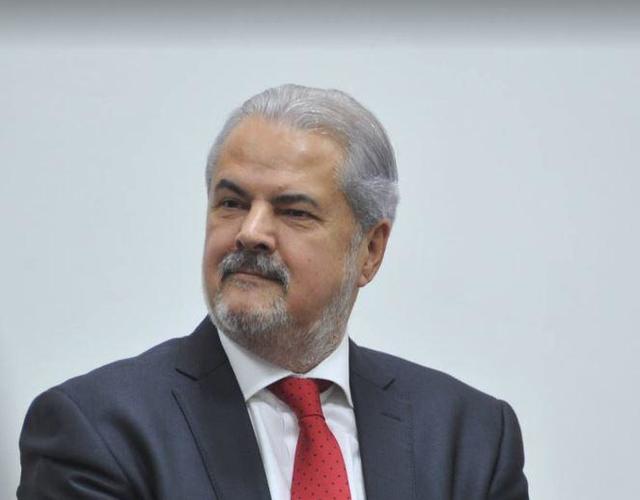 Adrian Năstase își exprimă opinia după succesul lui Nicușor Dan 1 adrian nastase reactie dupa victoria lui nicusor dan 682b0511a5b76