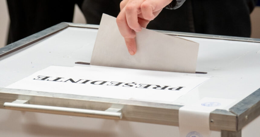 Alegerile pentru președinție din 2025, etapa decisivă: Campania s-a încheiat, iar acțiunile de promovare electorală sunt interzise! 1 alegeri prezidentiale 2025 turul 2 s a incheiat campania si nu mai pot fi derulate actiuni de propaganda electorala 68283c579a61e