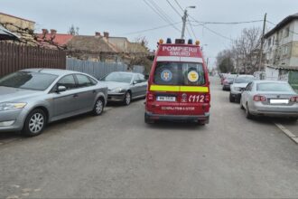 alerta in constanta imobil in flacari pe strada theodor sperantia pompierii intervin cu autospecialele de stingere si smurd 681decdf6d2b5