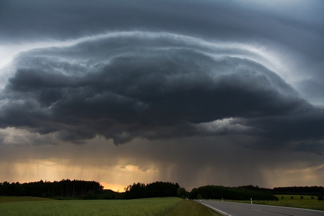 Furtuni iminente: Atenționare meteo pentru întreaga țară - Cod Galben activ! 1 alerta meteo in toata tara cod galben de furtuni 681c73242d586