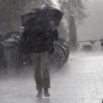 Avertizare meteorologică: Răcire accentuată și precipitații pe întreg teritoriul, valabile până marți seară. Cod galben de furtuni și vânt intens luni, în toate zonele țării. 2 alerta meteo vreme rece si ploi in toata tara pana marti seara cod galben de vijelii si vant puternic luni in toate regiunile 682ae0659a420