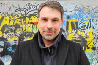 alexandru papadopol a semnat cu pro tv in ce productie apare actorul cei care vor vedea se vor amuza 68220e89a3d64