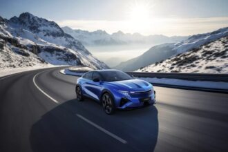 alpine lanseaza a390 versiunea premium a modelului electric renault scenic care tinteste clientii lui porsche macan 6836c9f789a50